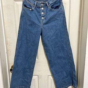 Levi’s high waist, super flare jeans. Worn once!